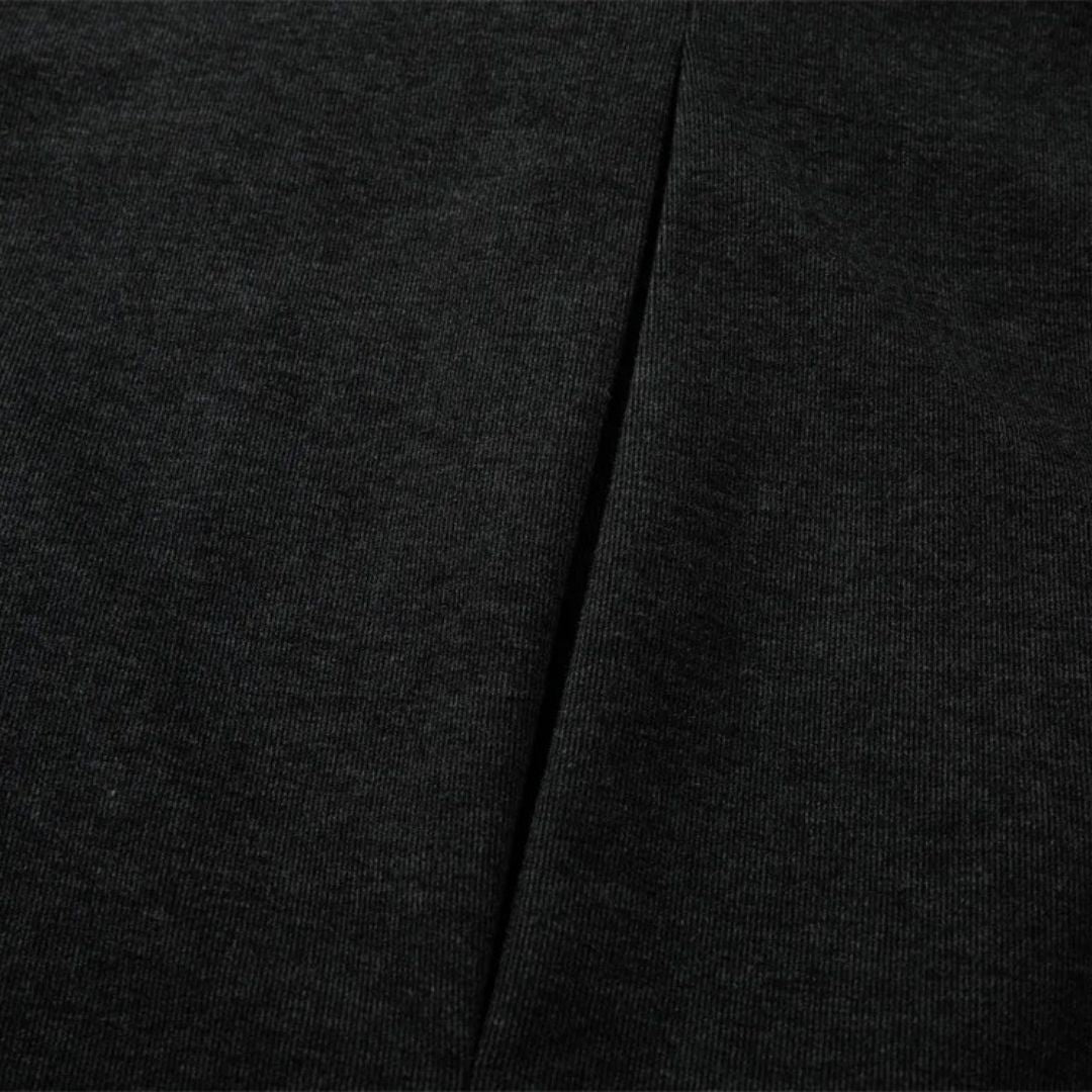 Minimalist Sport Jacket with Hidden Zip-Up and Relaxed Fit