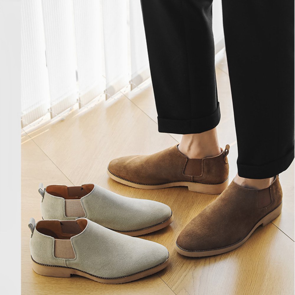Low-Cut Suede Chelsea Shoes with Tan Sole