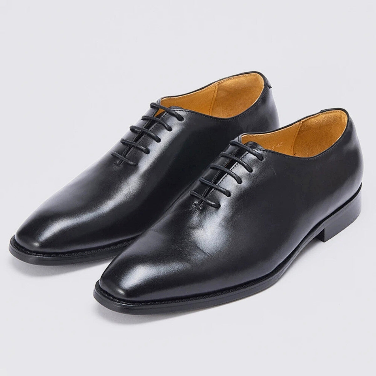 Wholecut Oxford Dress shoes
