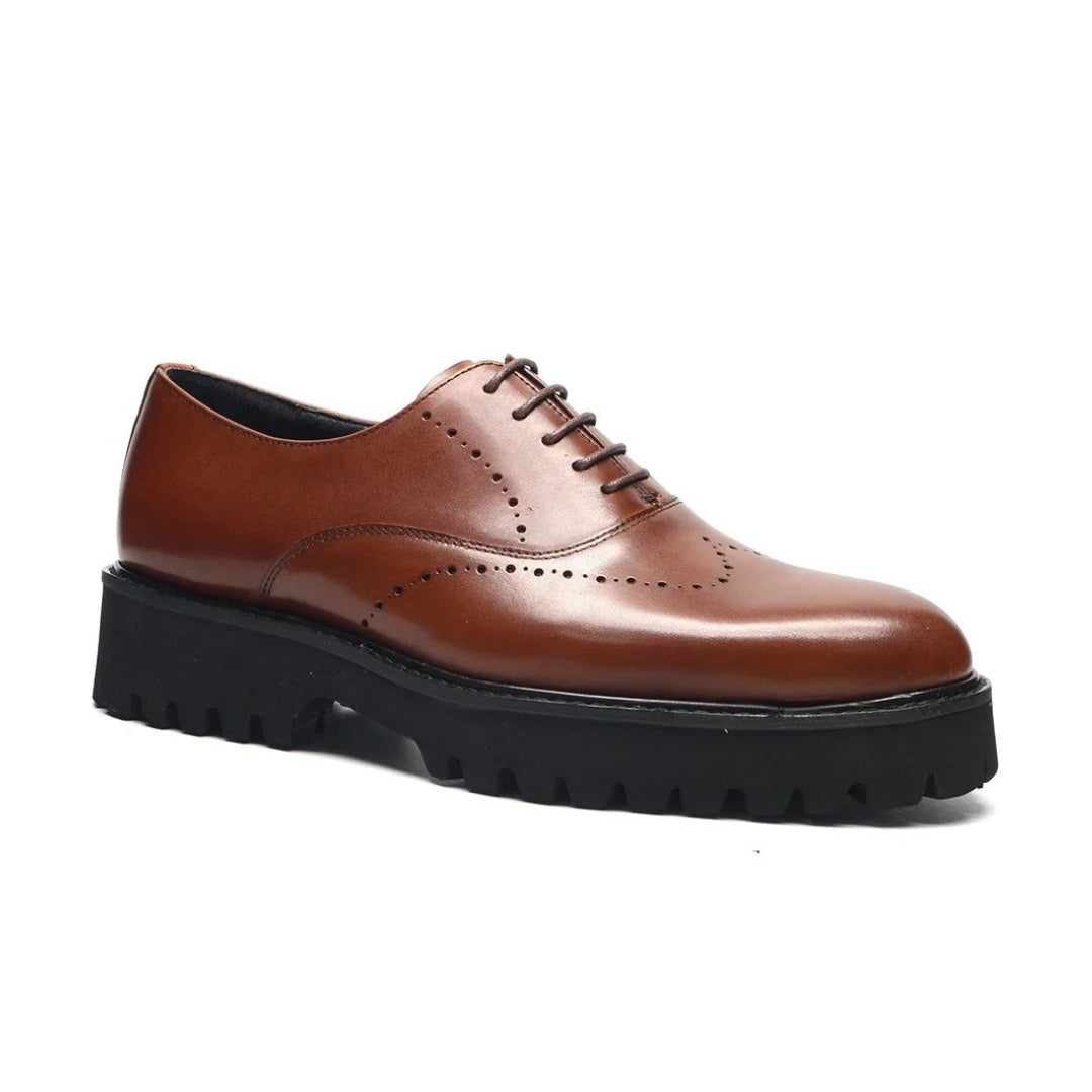 Brogue Leather Wingtip Oxford Shoes with Thick Sole