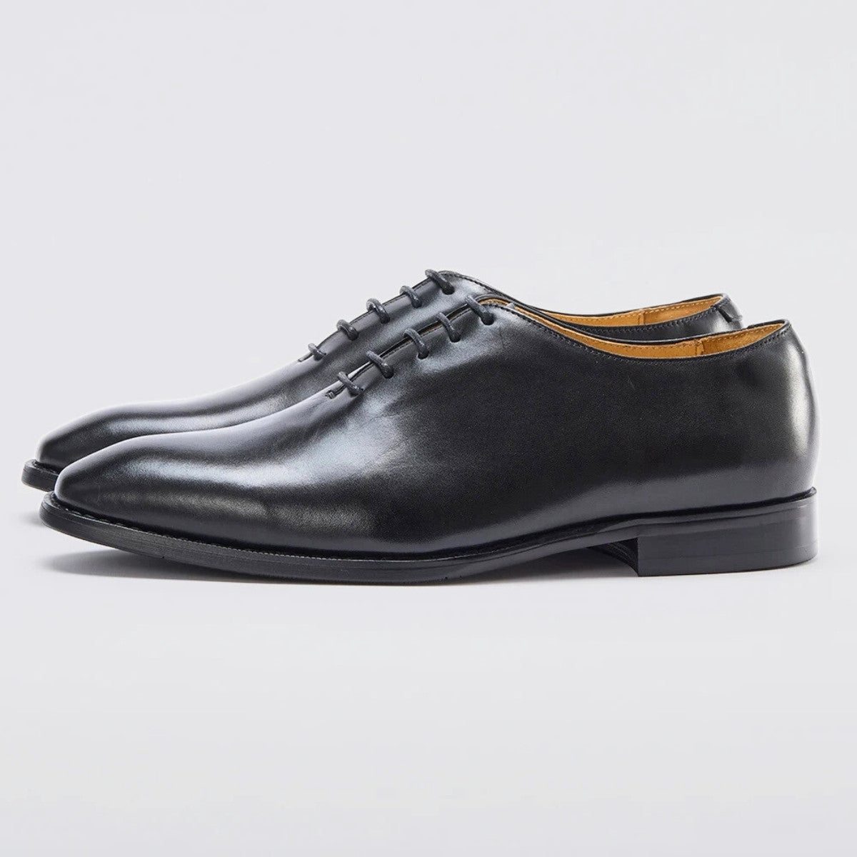 Wholecut Oxford Dress shoes