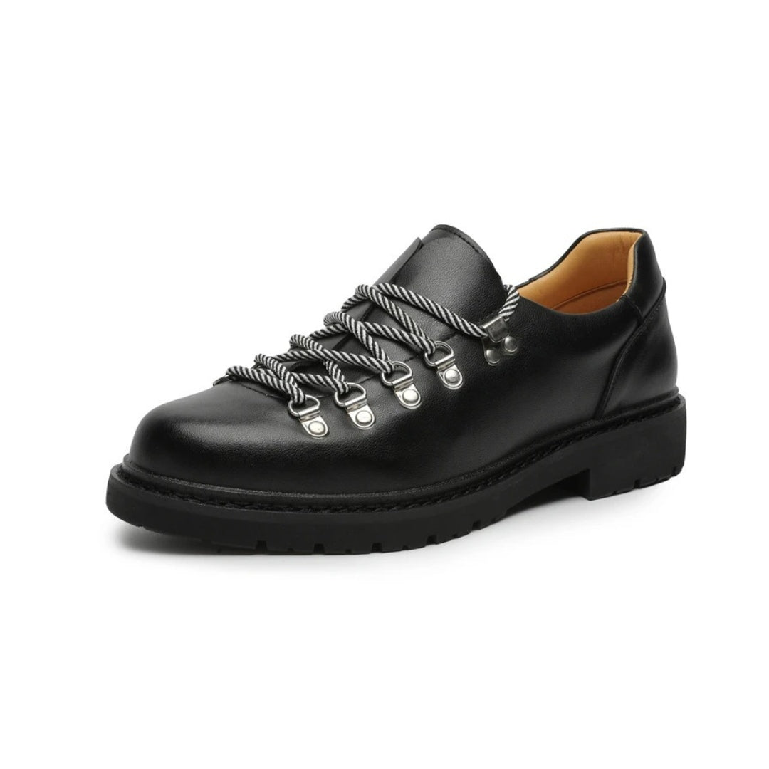 Suede Low-Top City Shoes with Contrast Laces and Chunky Sole