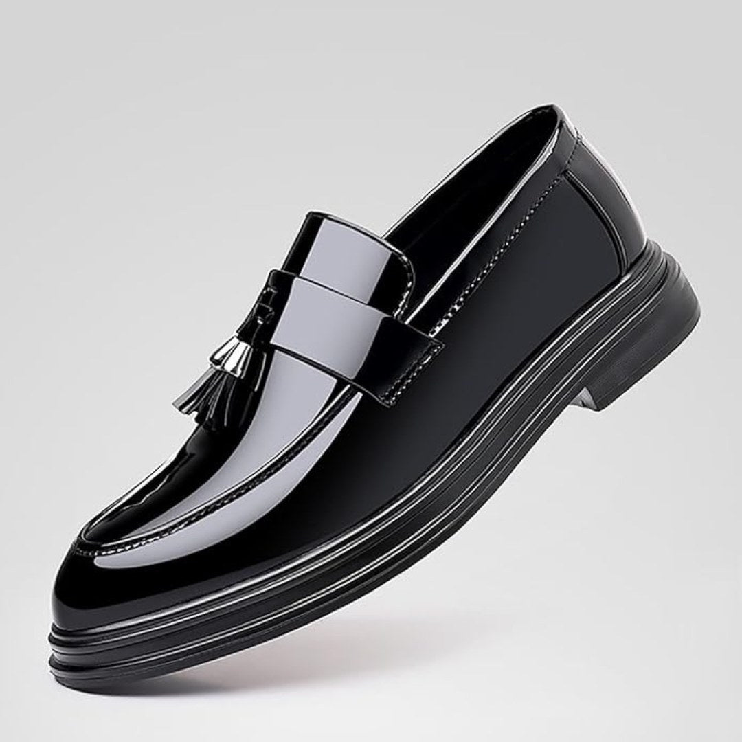 Black High-Gloss Tassel Loafers with Metal Buckle