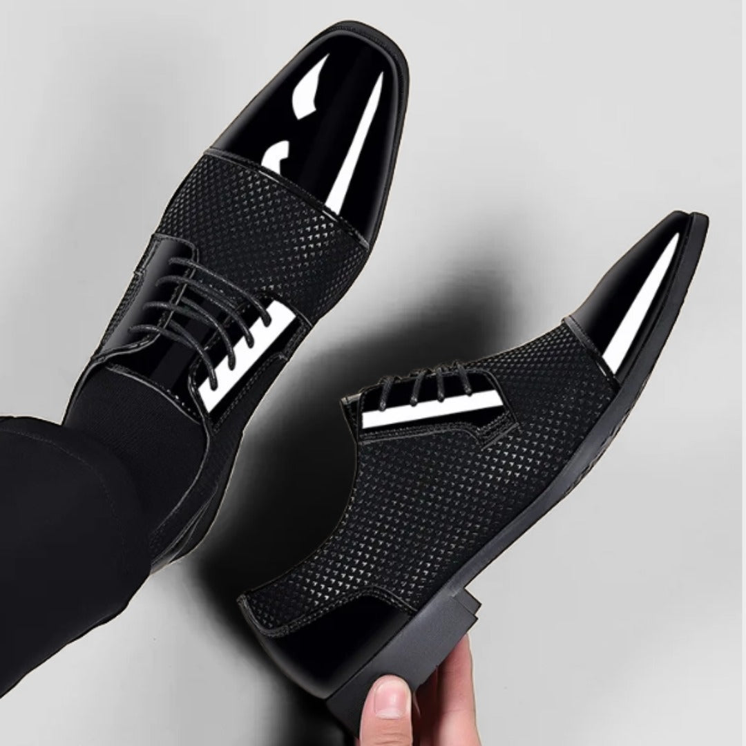 Patent Leather Dress Shoes with Pointed Toe and Textured Upper