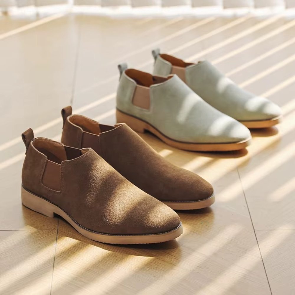 Low-Cut Suede Chelsea Shoes with Tan Sole