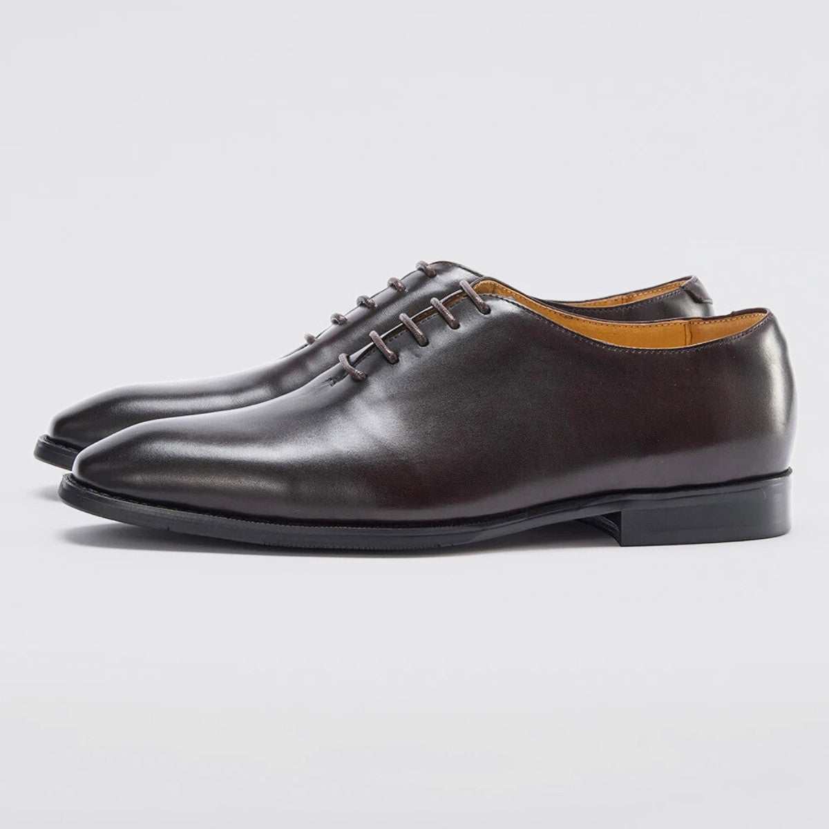 Wholecut Oxford Dress shoes