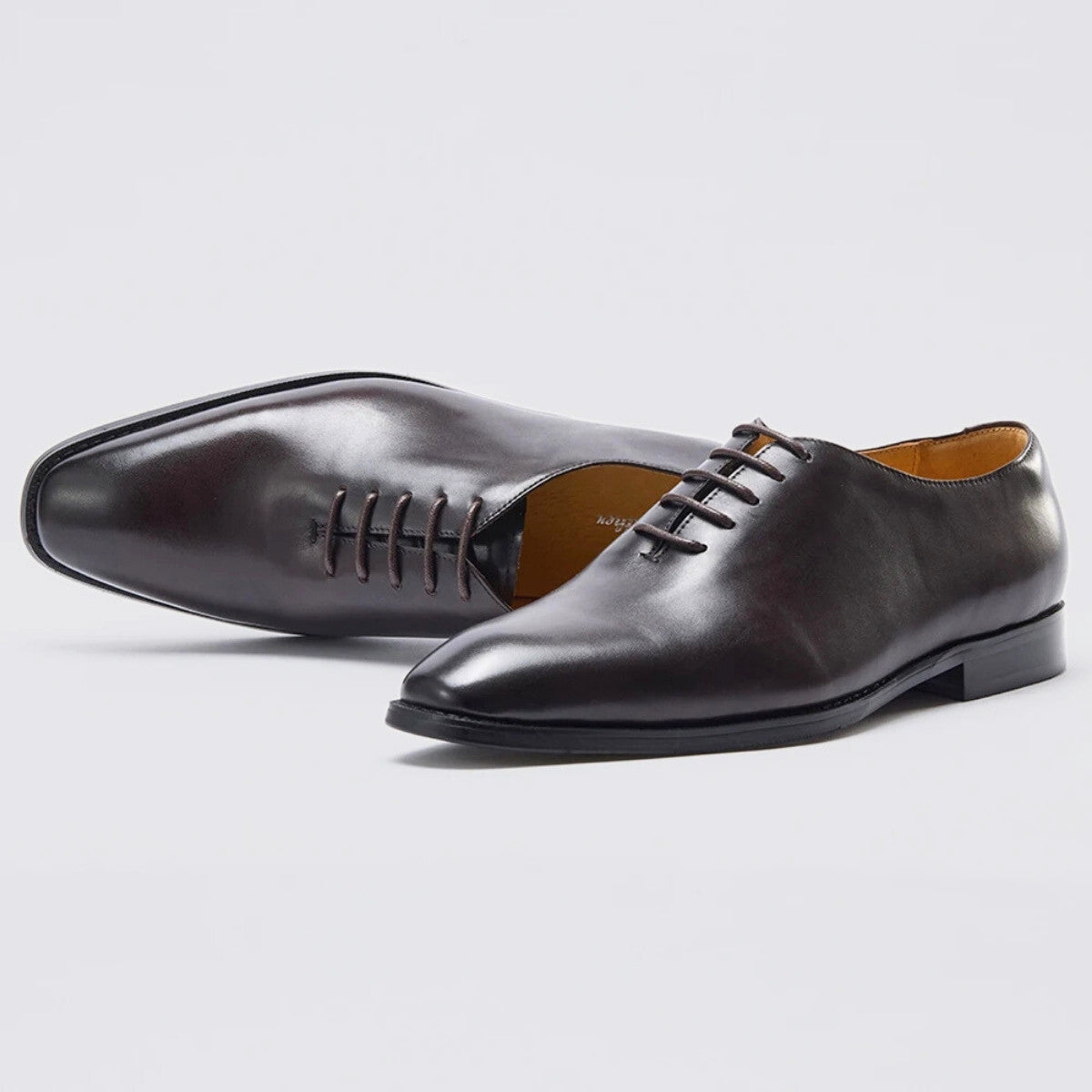 Wholecut Oxford Dress shoes