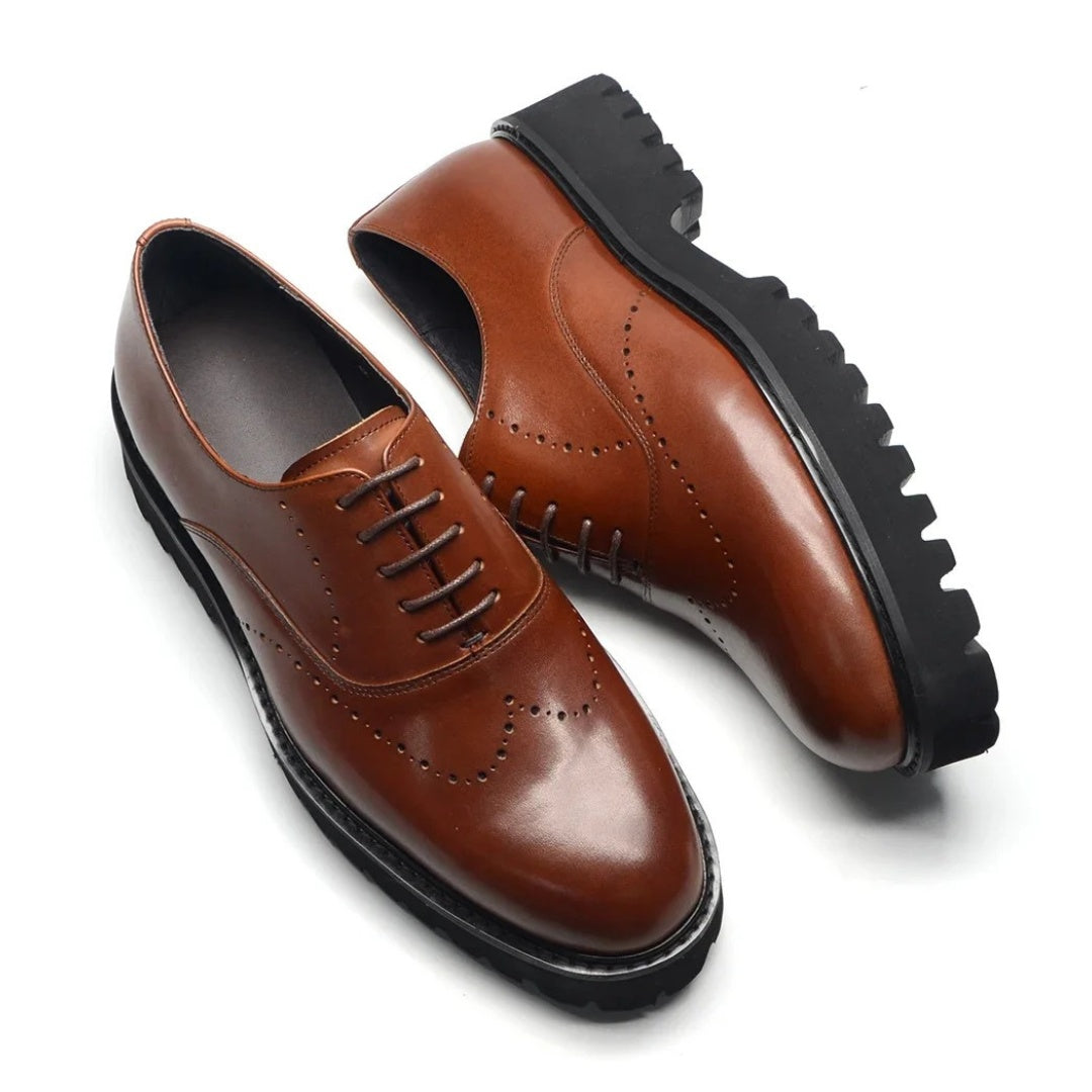 Brogue Leather Wingtip Oxford Shoes with Thick Sole