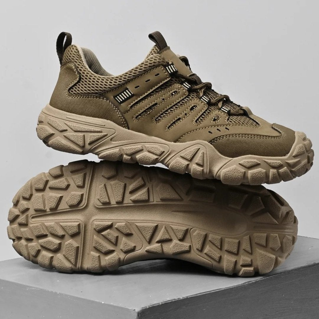 Elastic Comfort Hike Runners