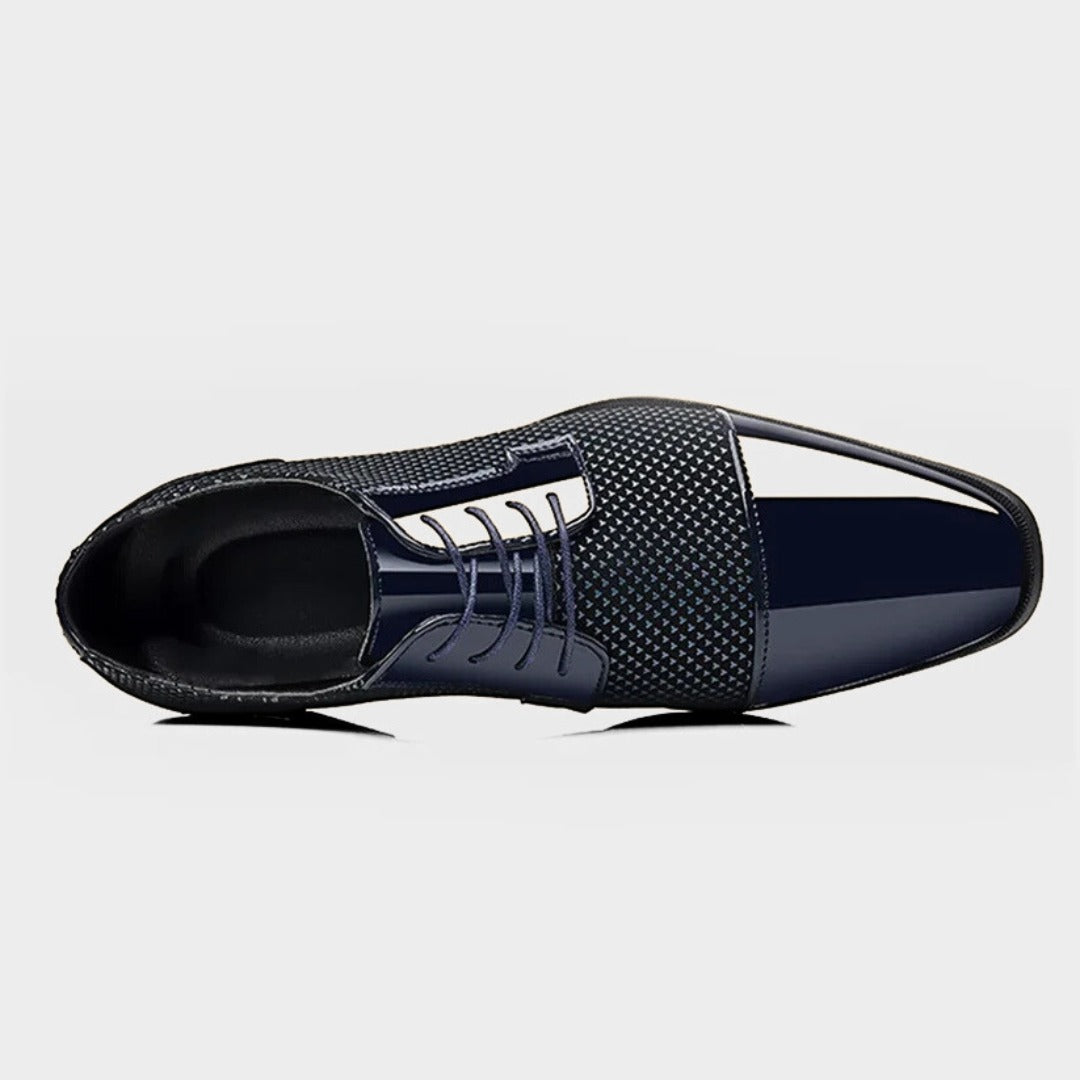 Patent Leather Dress Shoes with Pointed Toe and Textured Upper