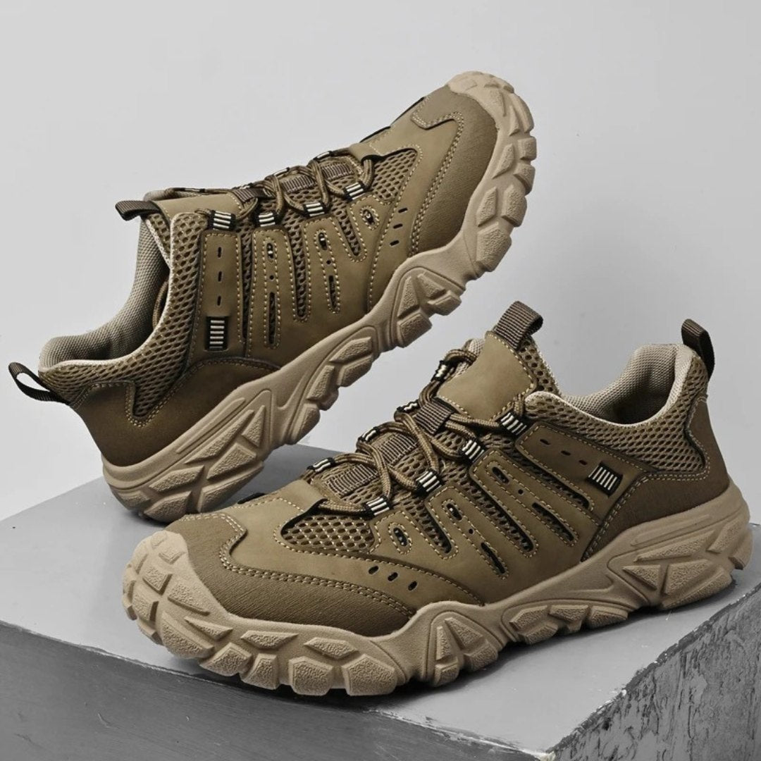 Elastic Comfort Hike Runners